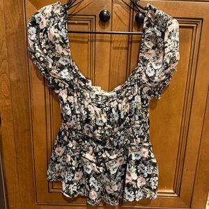 Francesca's Collections Black and Pink Floral Blouse